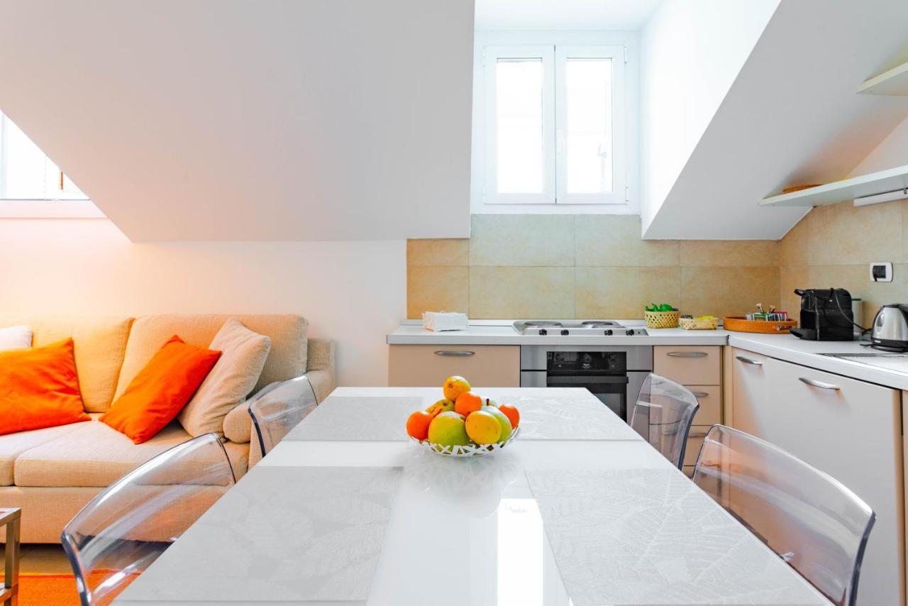 Apartamento Ca Maria Vittoria By Happyhostorino Exterior foto