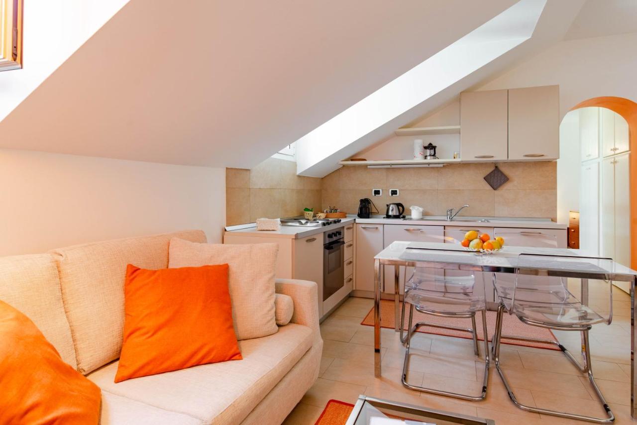Apartamento Ca Maria Vittoria By Happyhostorino Exterior foto