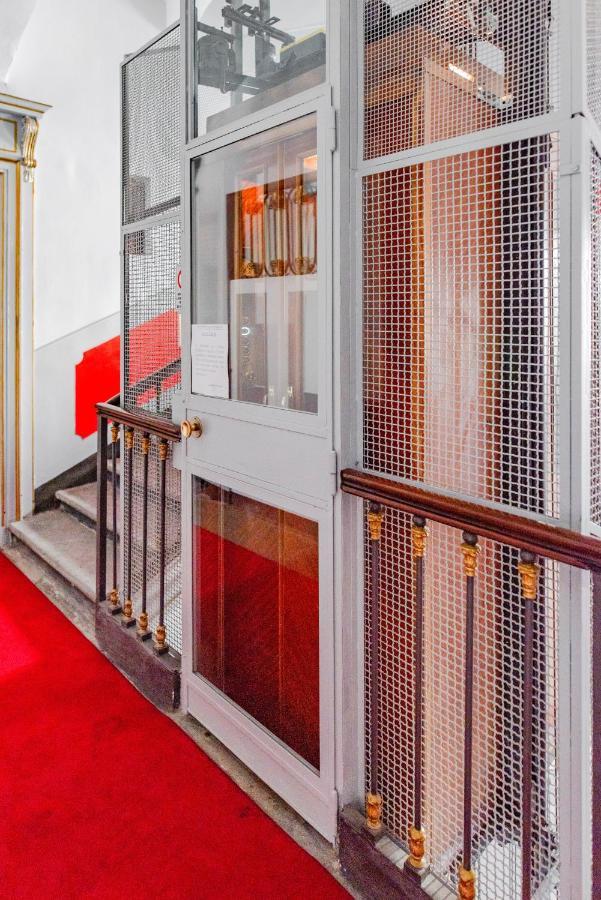 Apartamento Ca Maria Vittoria By Happyhostorino Exterior foto