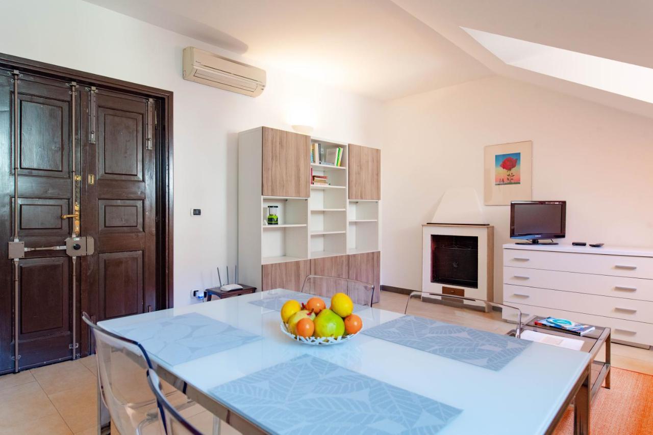 Apartamento Ca Maria Vittoria By Happyhostorino Exterior foto